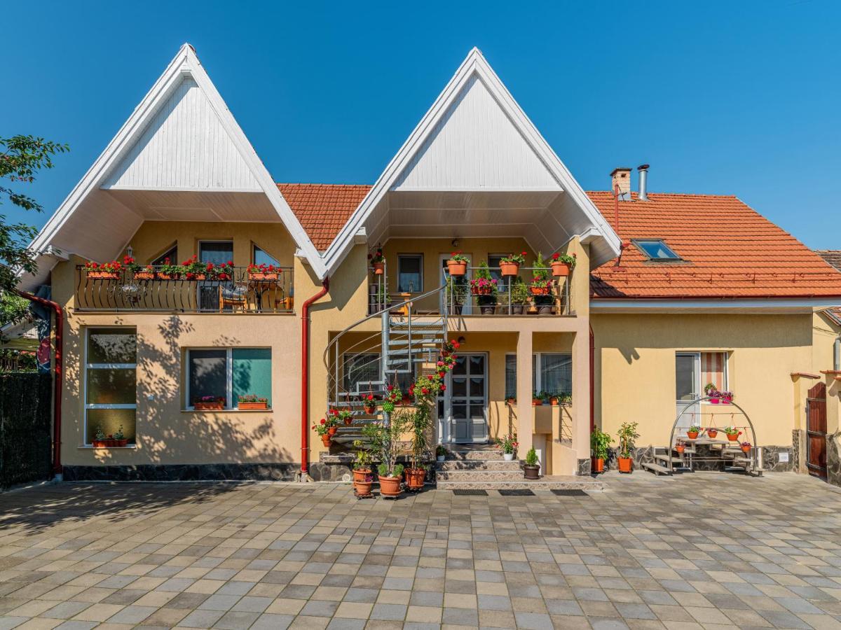 Rose Apartment Sighisoara Exterior photo